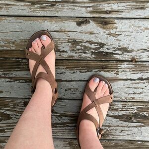 Keen sandals, size 9.